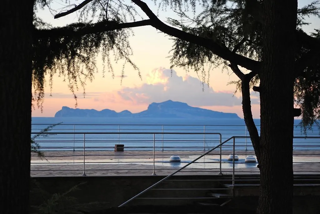 Apartment Vista Capri location
